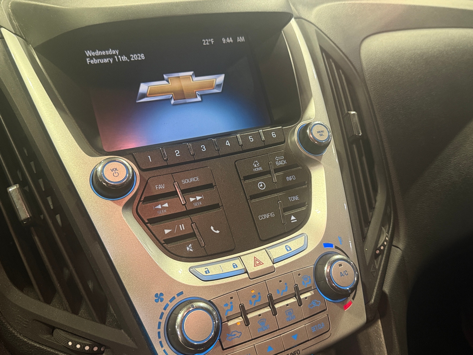 Thumbnail: 2012 Chevrolet Equinox - 4