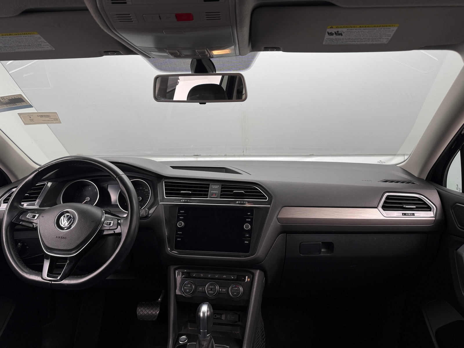 Thumbnail: 2018 Volkswagen Tiguan - 2