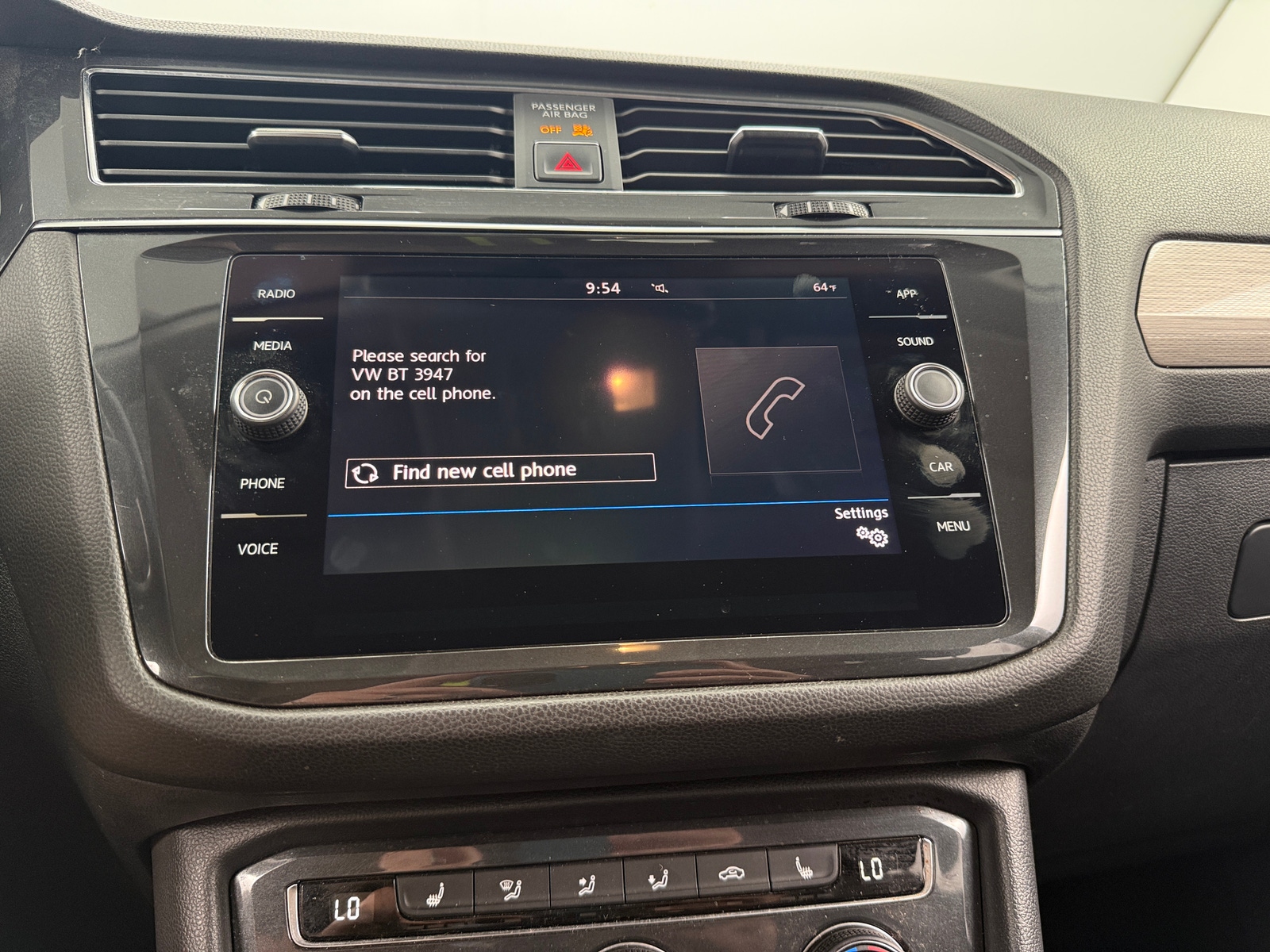 Thumbnail: 2018 Volkswagen Tiguan - 3