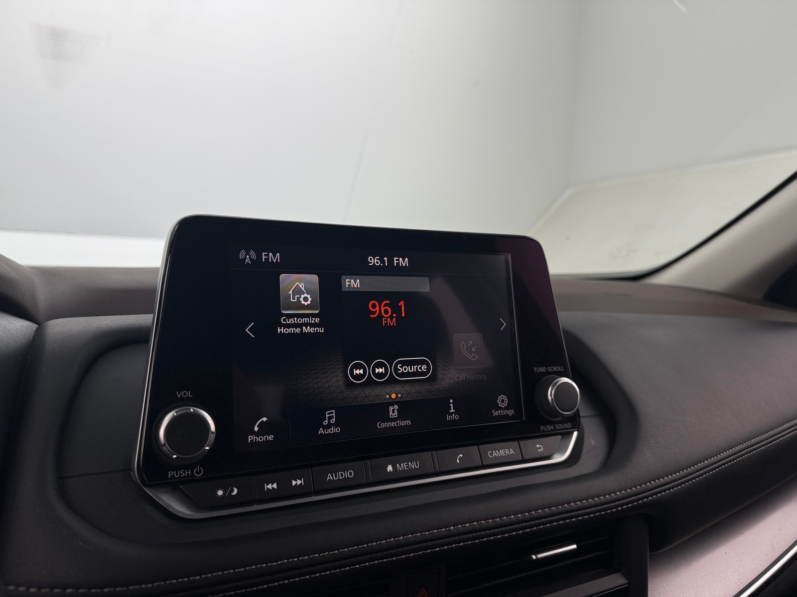 Thumbnail: 2023 Nissan Rogue - 4