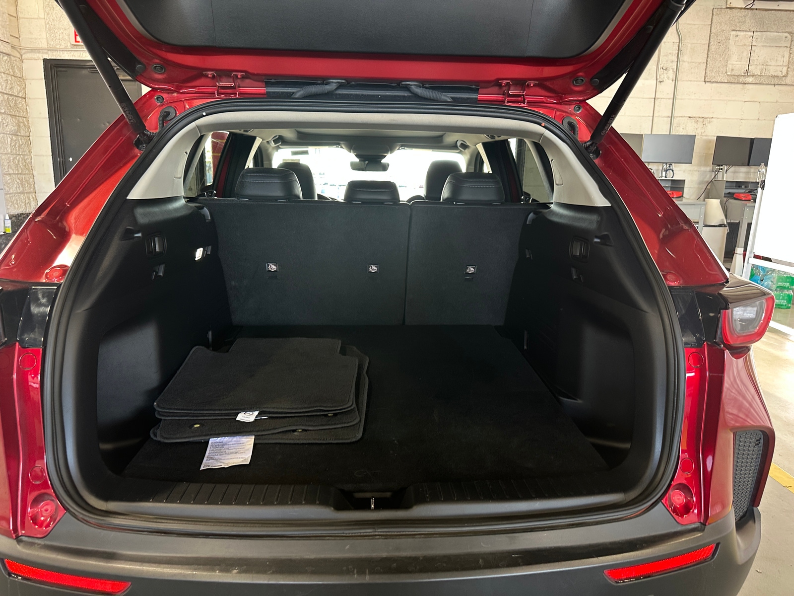 Thumbnail: 2023 Mazda CX-50 - 6