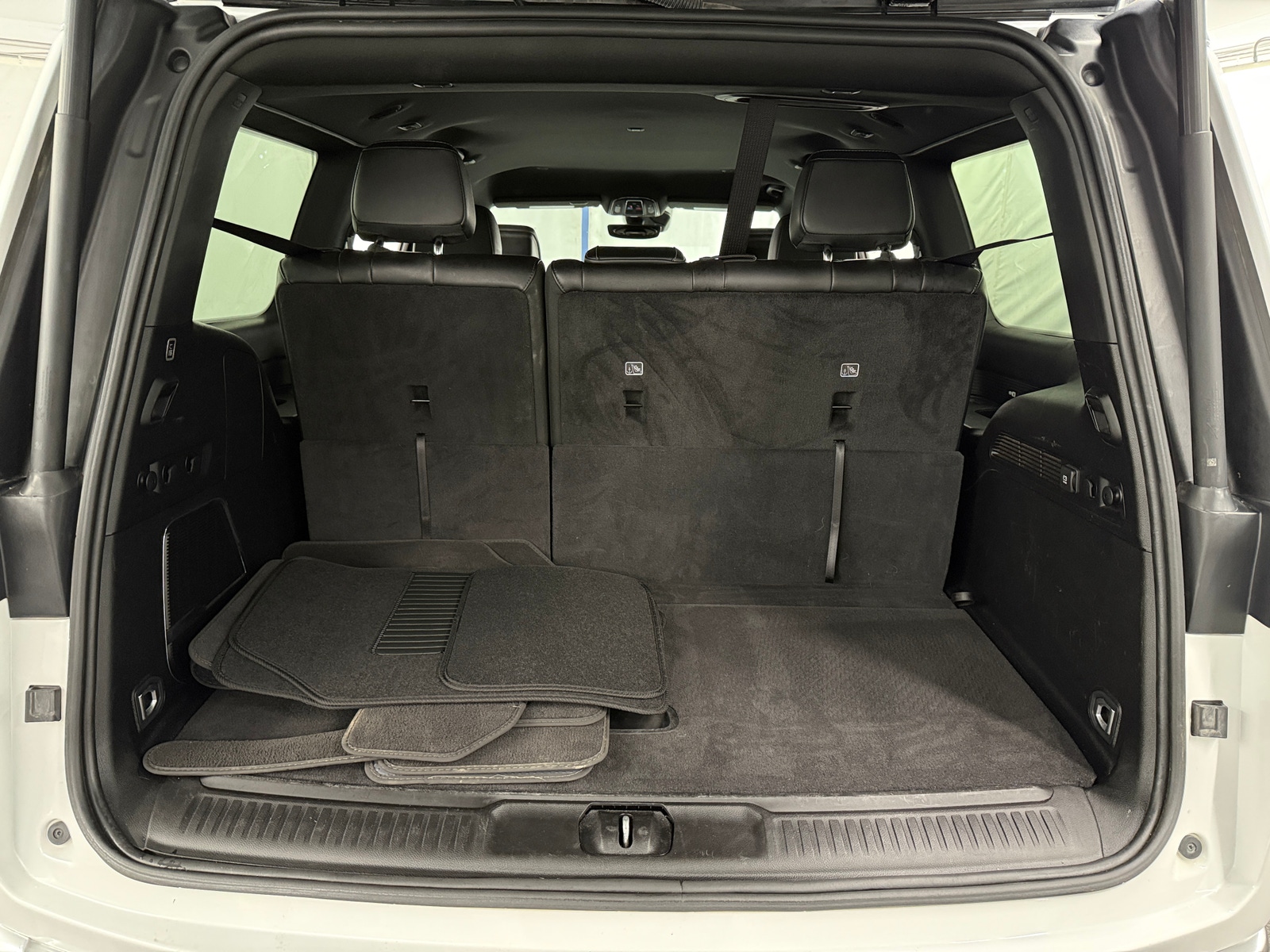 Thumbnail: 2025 Jeep Wagoneer - 6