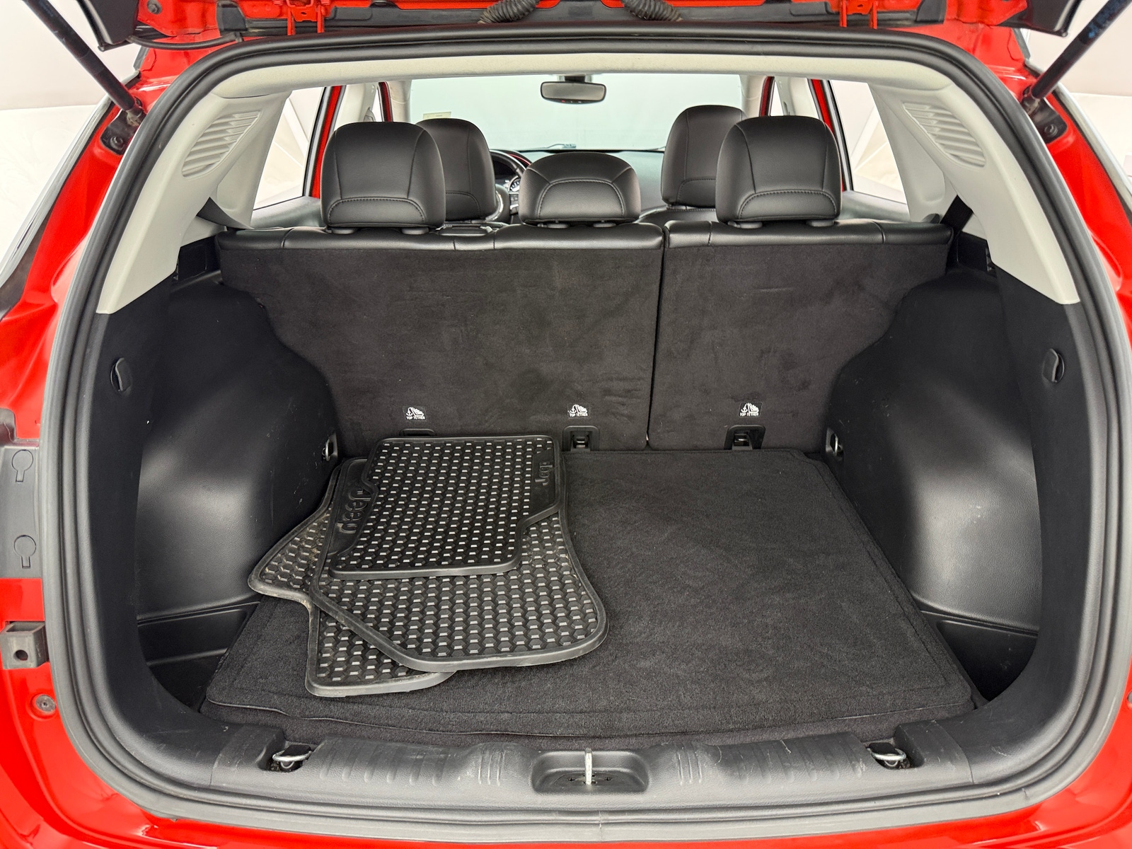 Thumbnail: 2020 Jeep Compass - 6