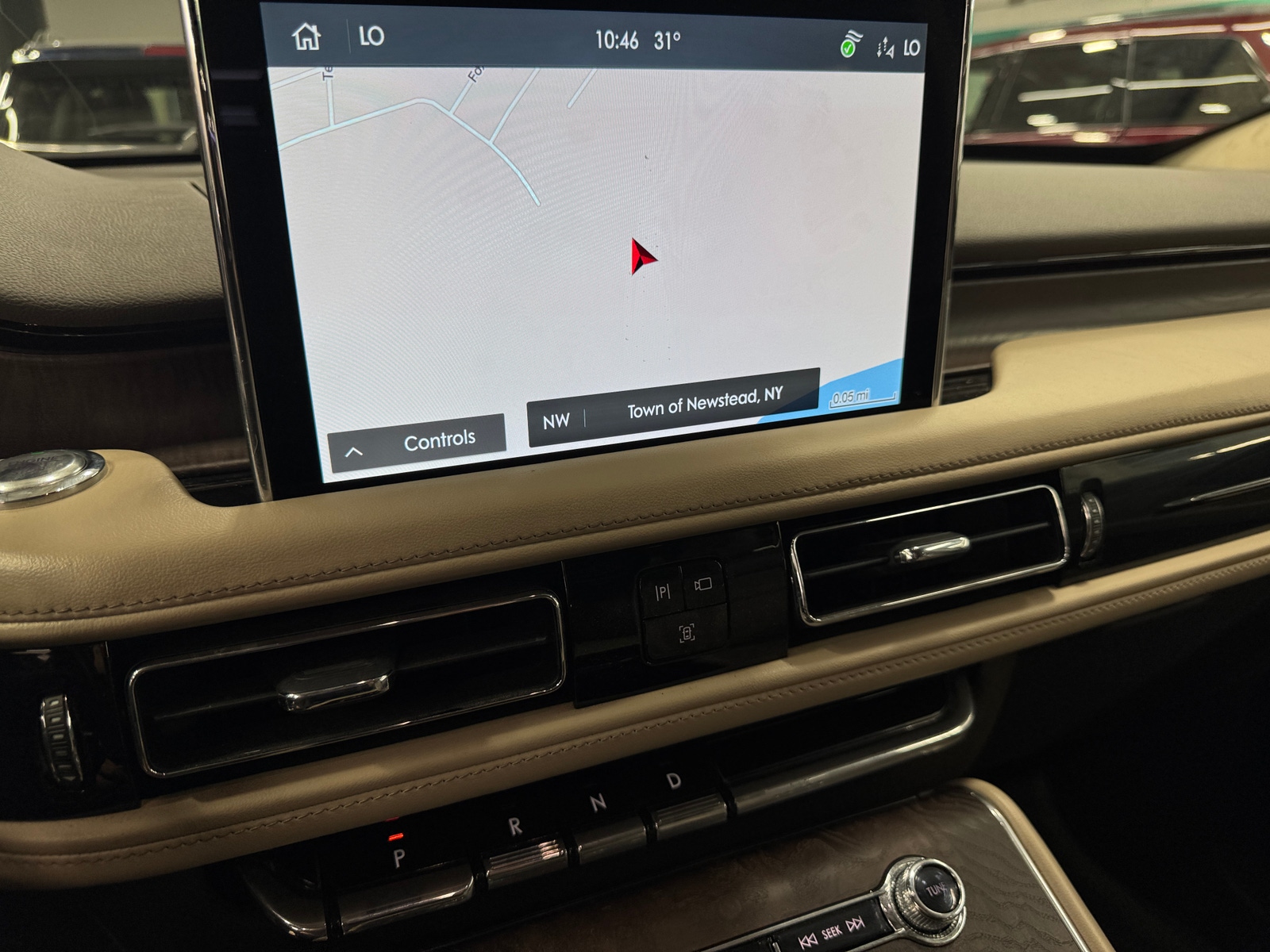 Thumbnail: 2021 Lincoln Aviator - 3