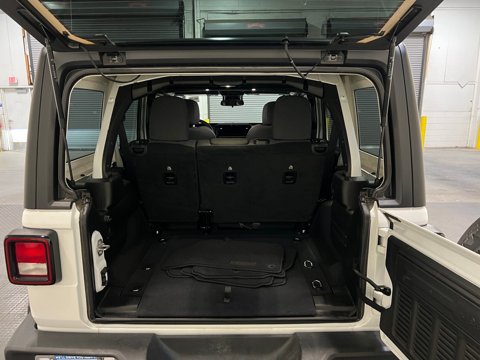 Thumbnail: 2025 Jeep Wrangler - 7