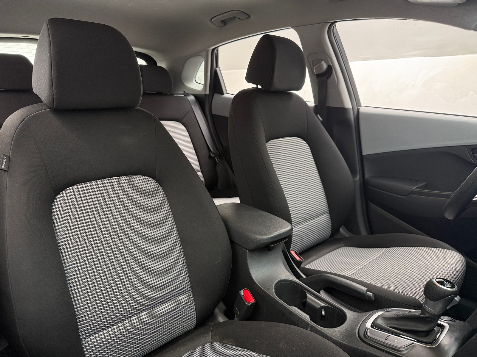 Thumbnail: 2021 Hyundai Kona - 2