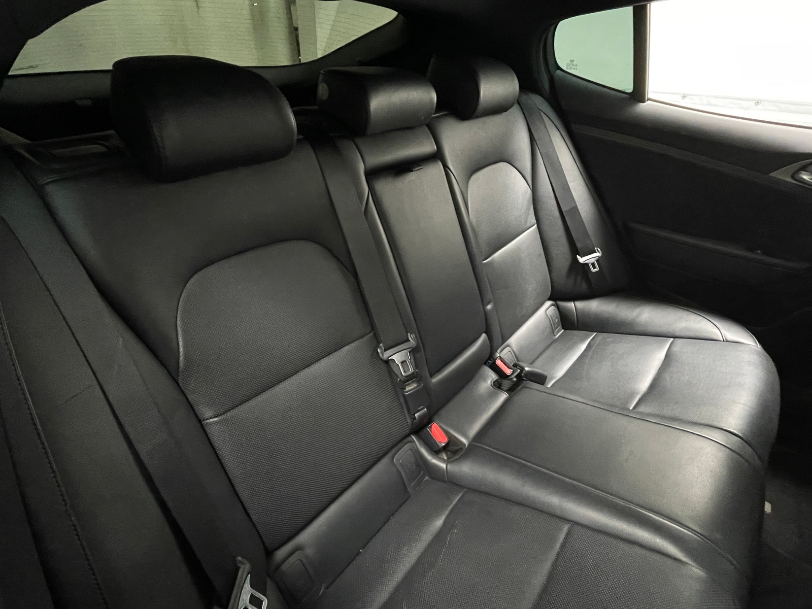 Thumbnail: 2020 Kia Stinger - 5