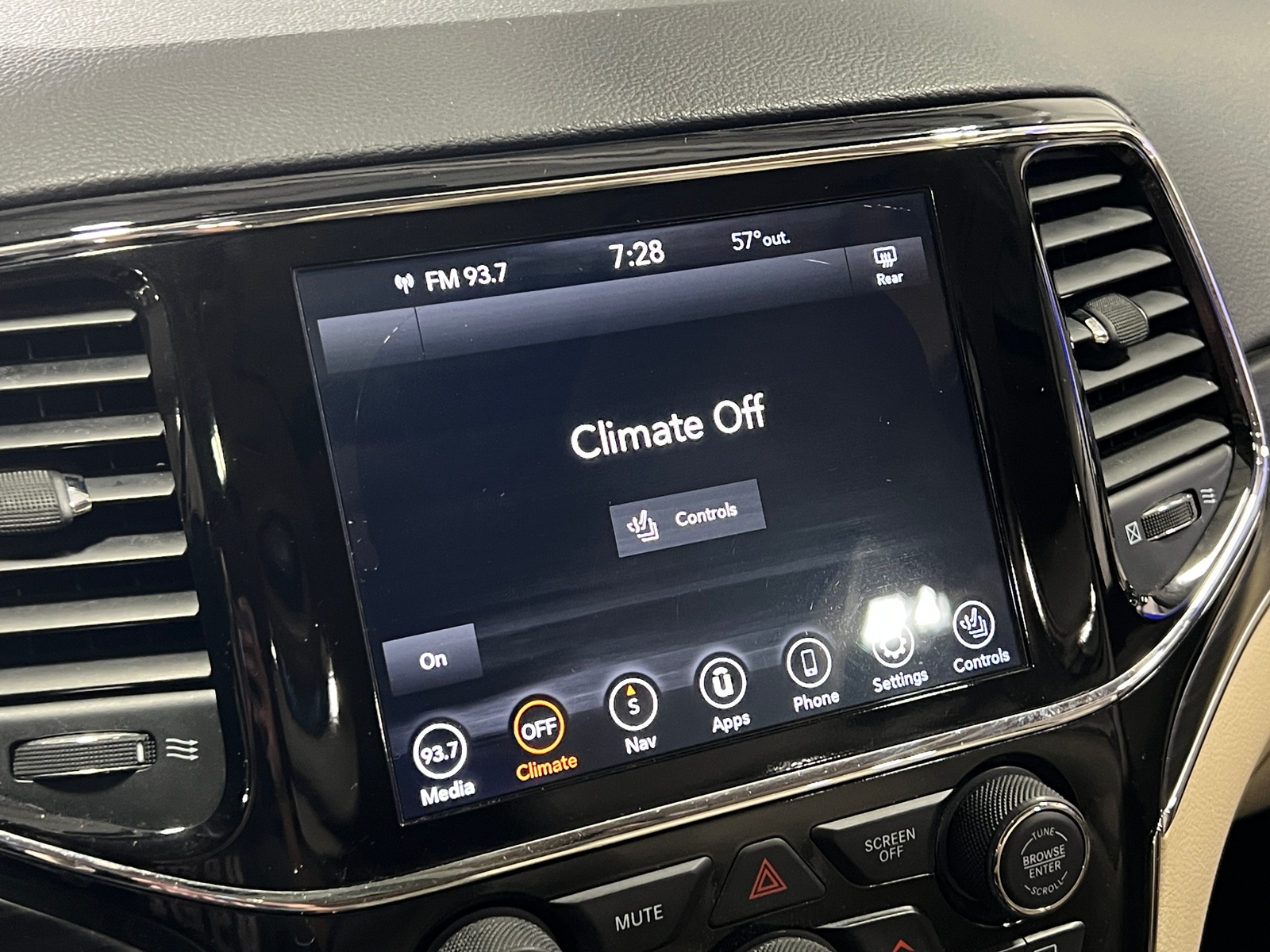 Thumbnail: 2020 Jeep Grand Cherokee - 3