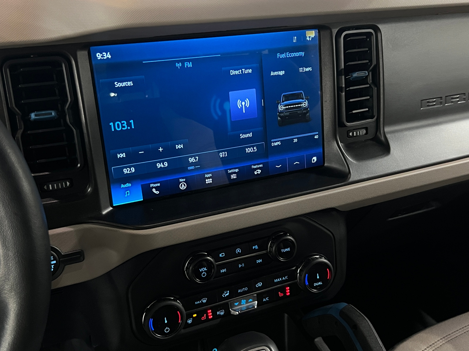 Thumbnail: 2022 Ford Bronco - 3