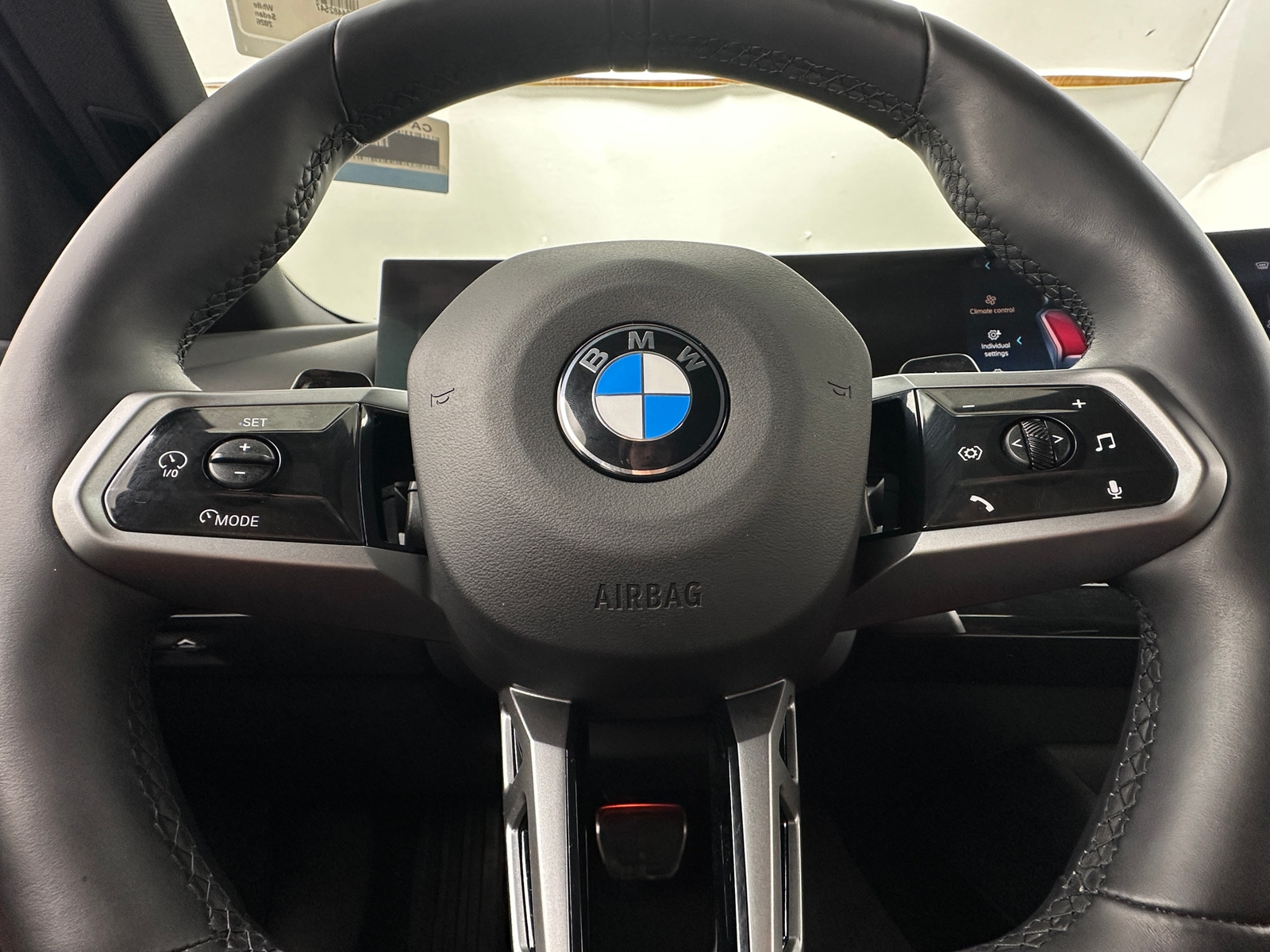 Thumbnail: 2026 BMW 5 Series - 4