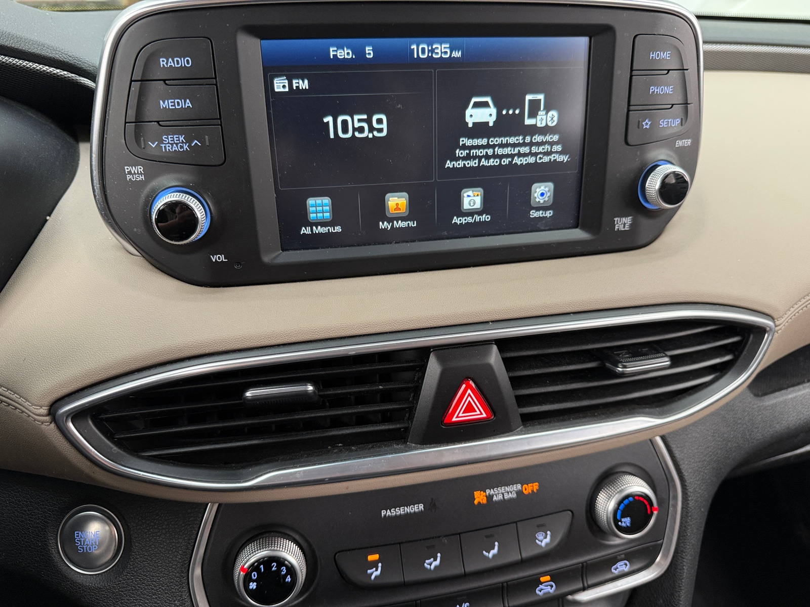 Thumbnail: 2019 Hyundai Santa Fe - 4