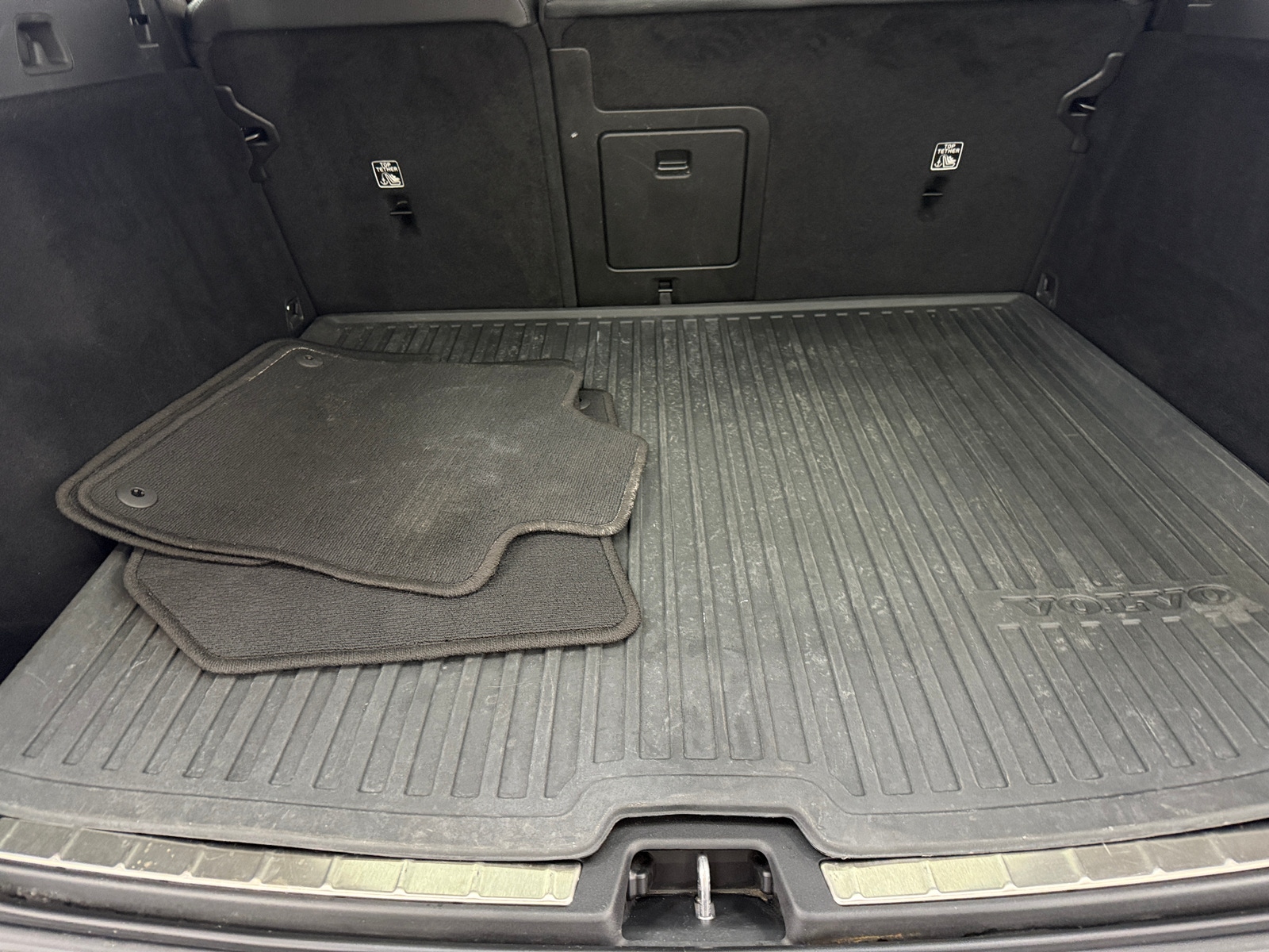 Thumbnail: 2023 Volvo XC60 - 6