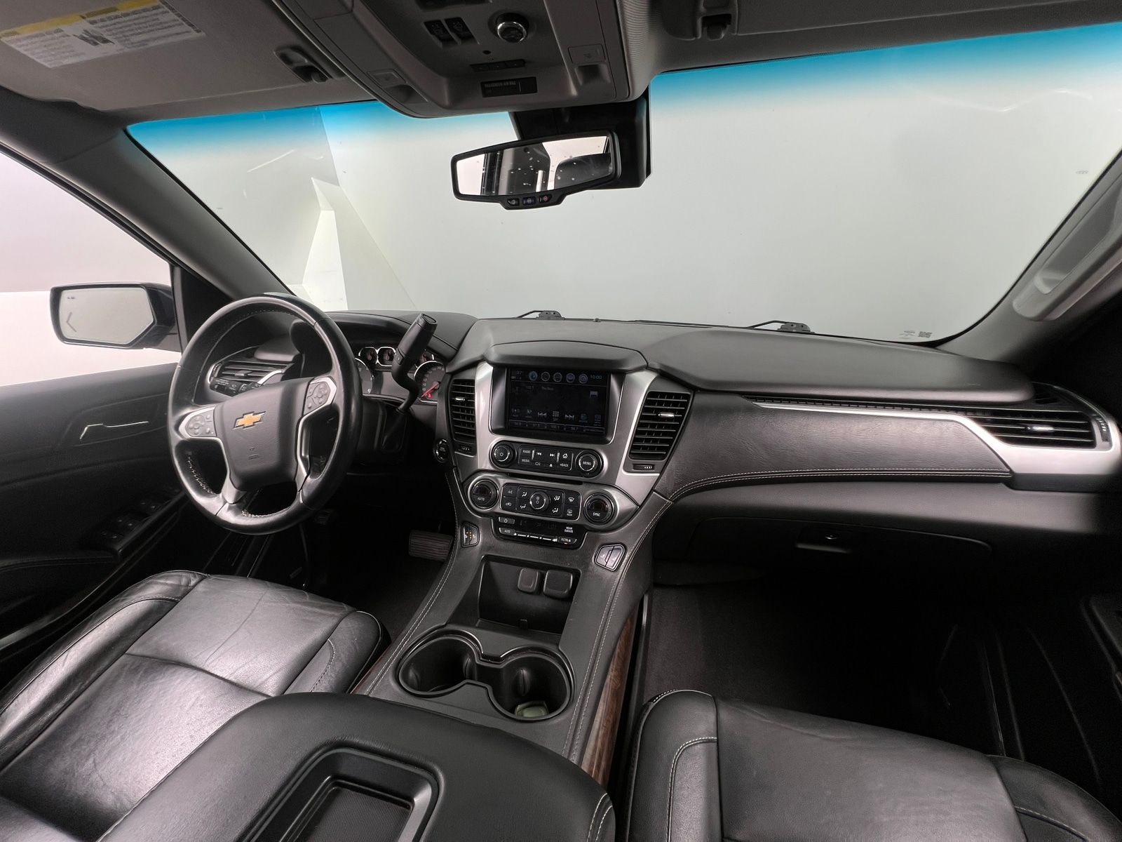 Thumbnail: 2020 Chevrolet Tahoe - 2