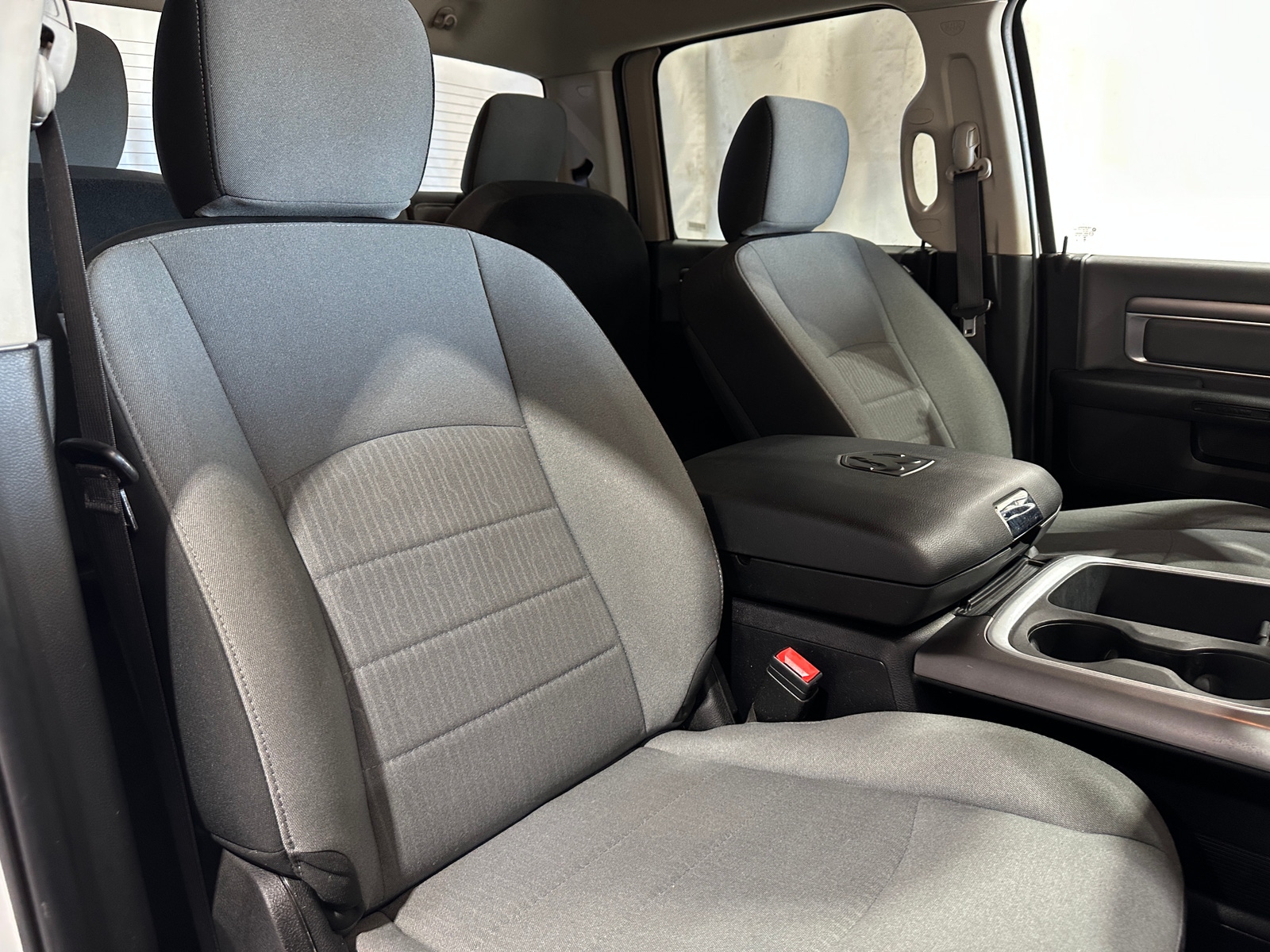 Thumbnail: 2023 RAM 1500 Classic - 2