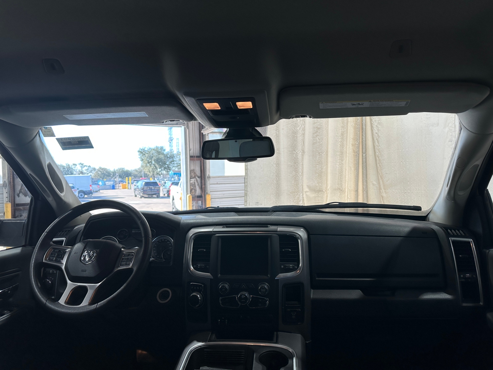 Thumbnail: 2023 RAM 1500 Classic - 3