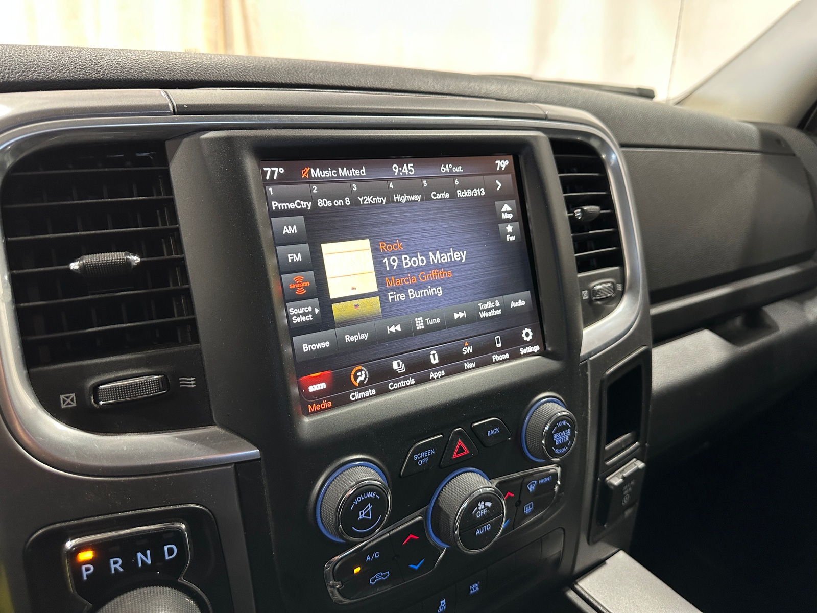 Thumbnail: 2023 RAM 1500 Classic - 4