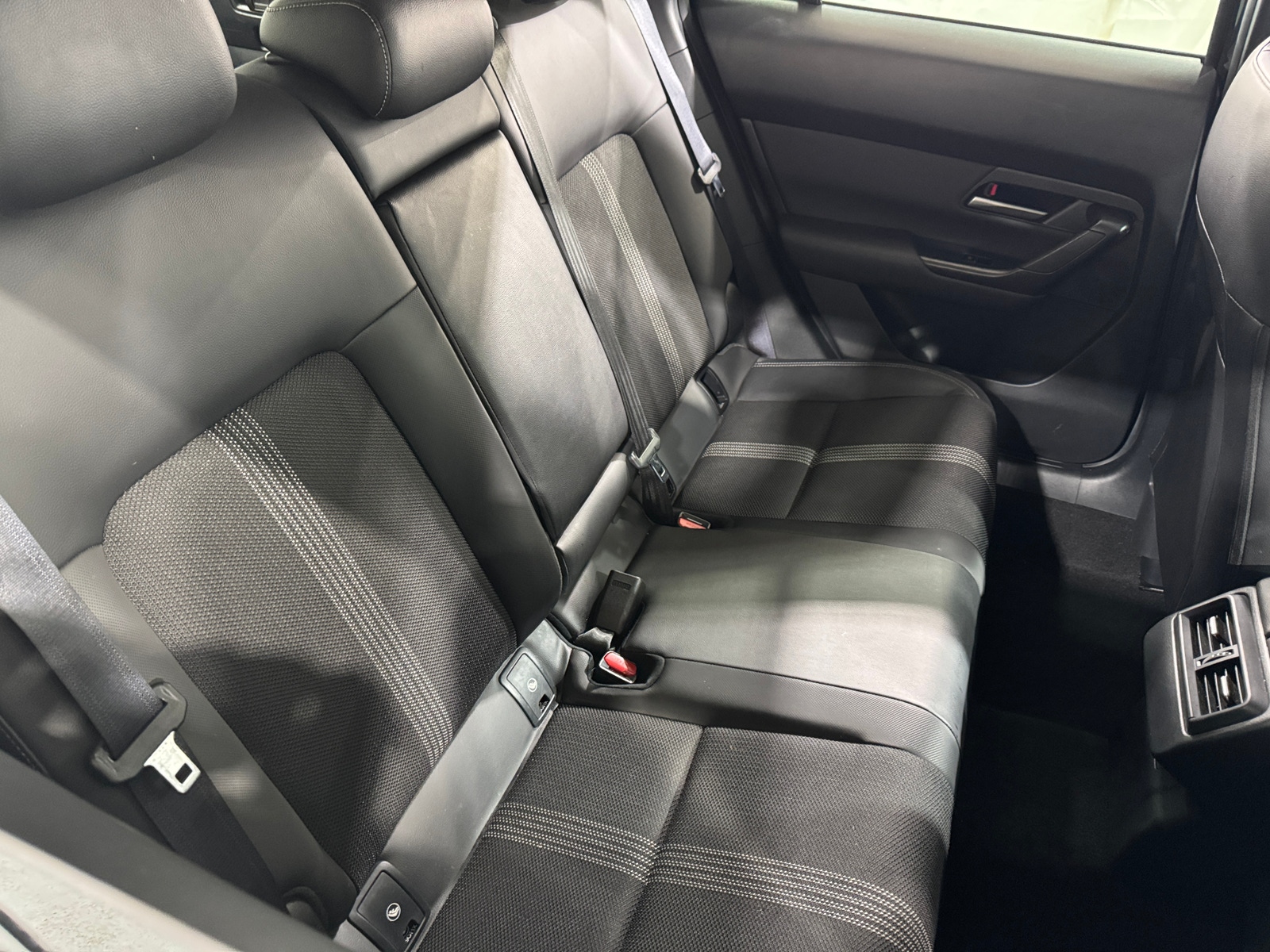 Thumbnail: 2025 Mazda CX-50 - 5