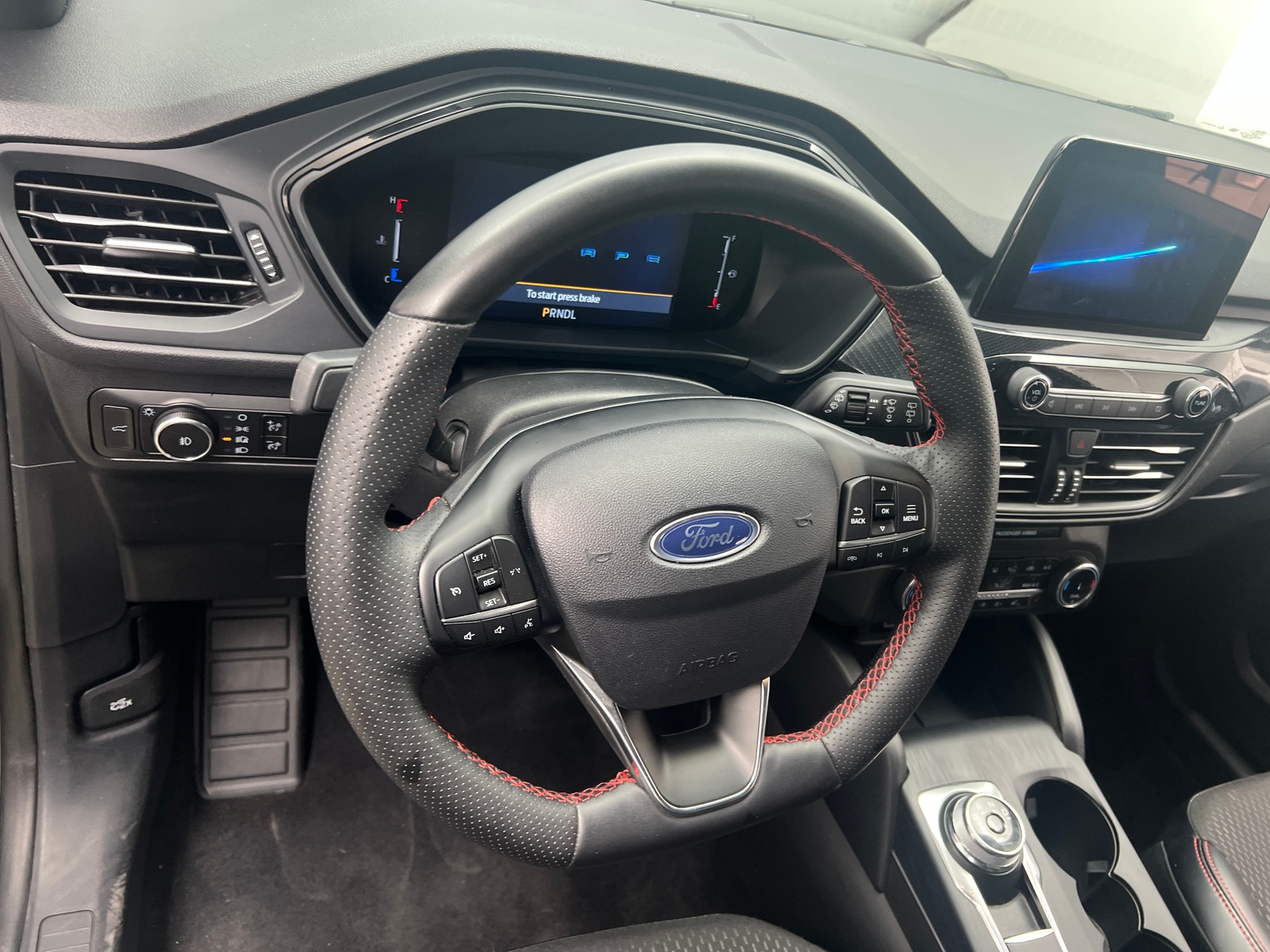 Thumbnail: 2025 Ford Escape - 4