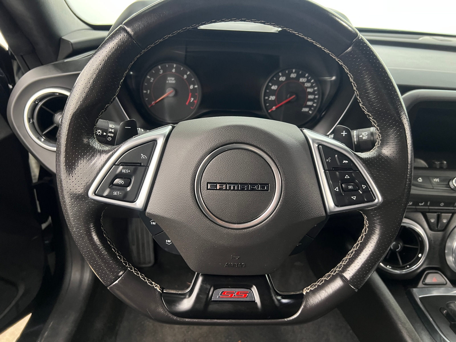 Thumbnail: 2020 Chevrolet Camaro - 5