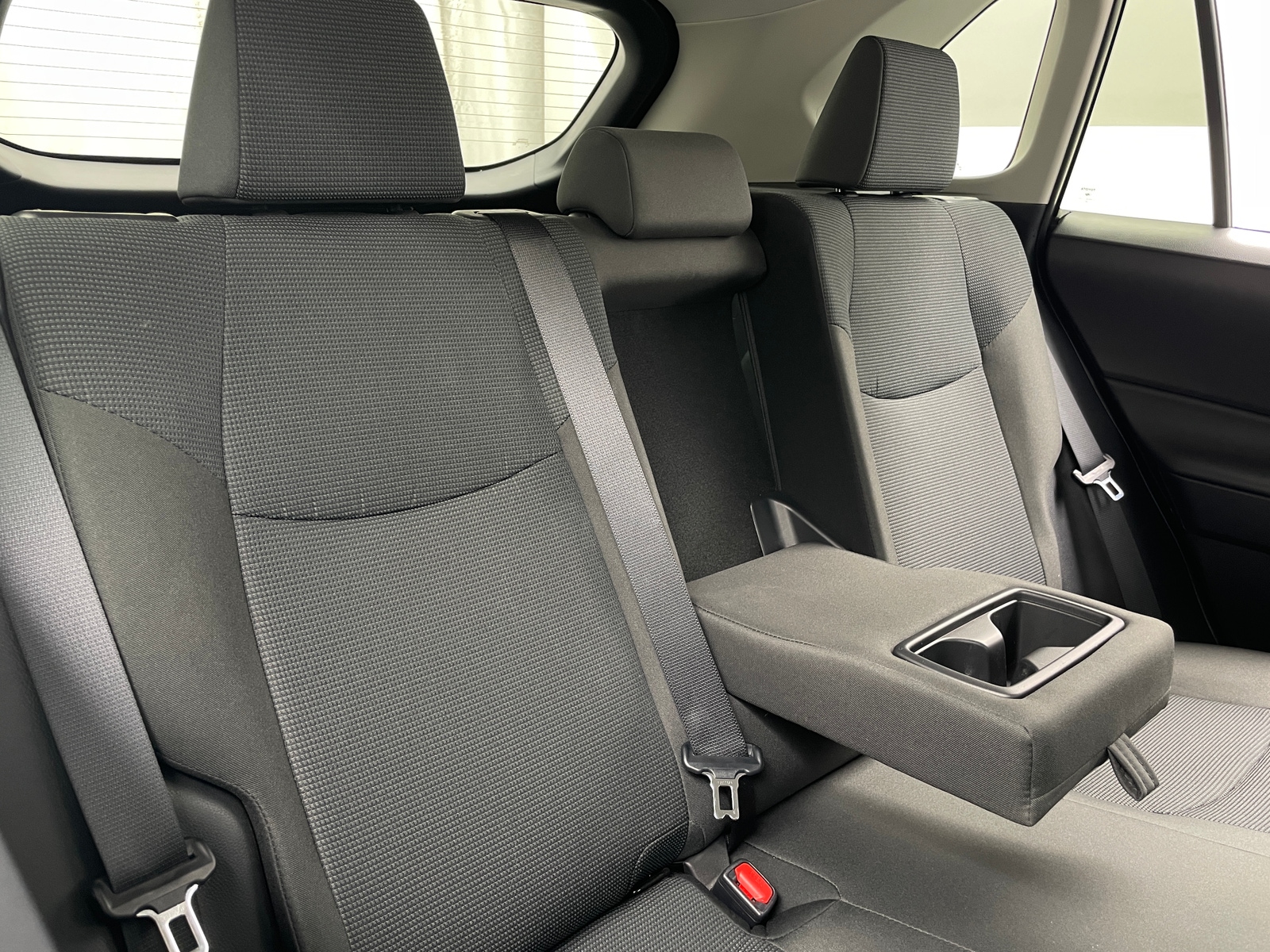 Thumbnail: 2025 Toyota RAV4 - 6