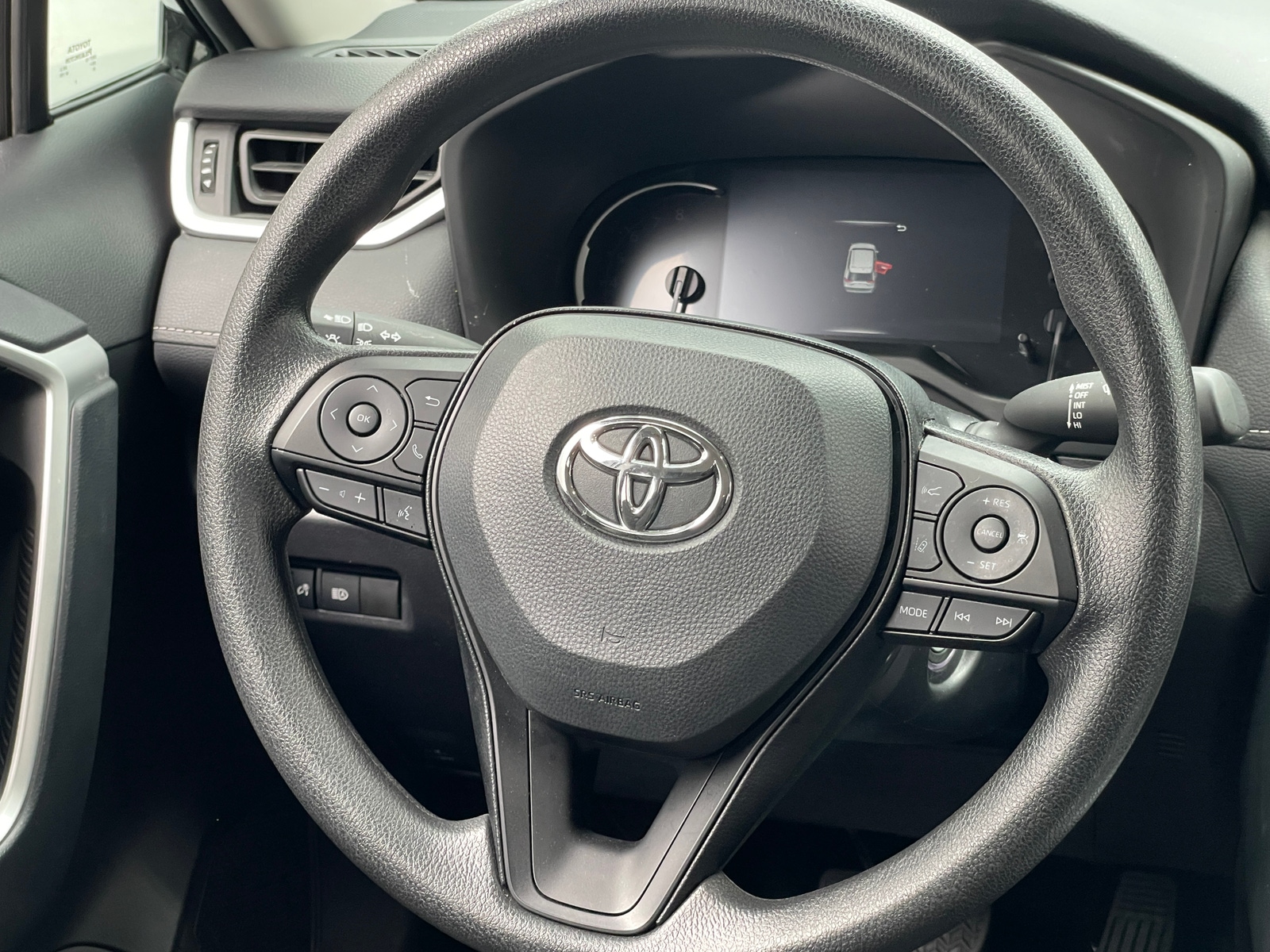 Thumbnail: 2025 Toyota RAV4 - 5