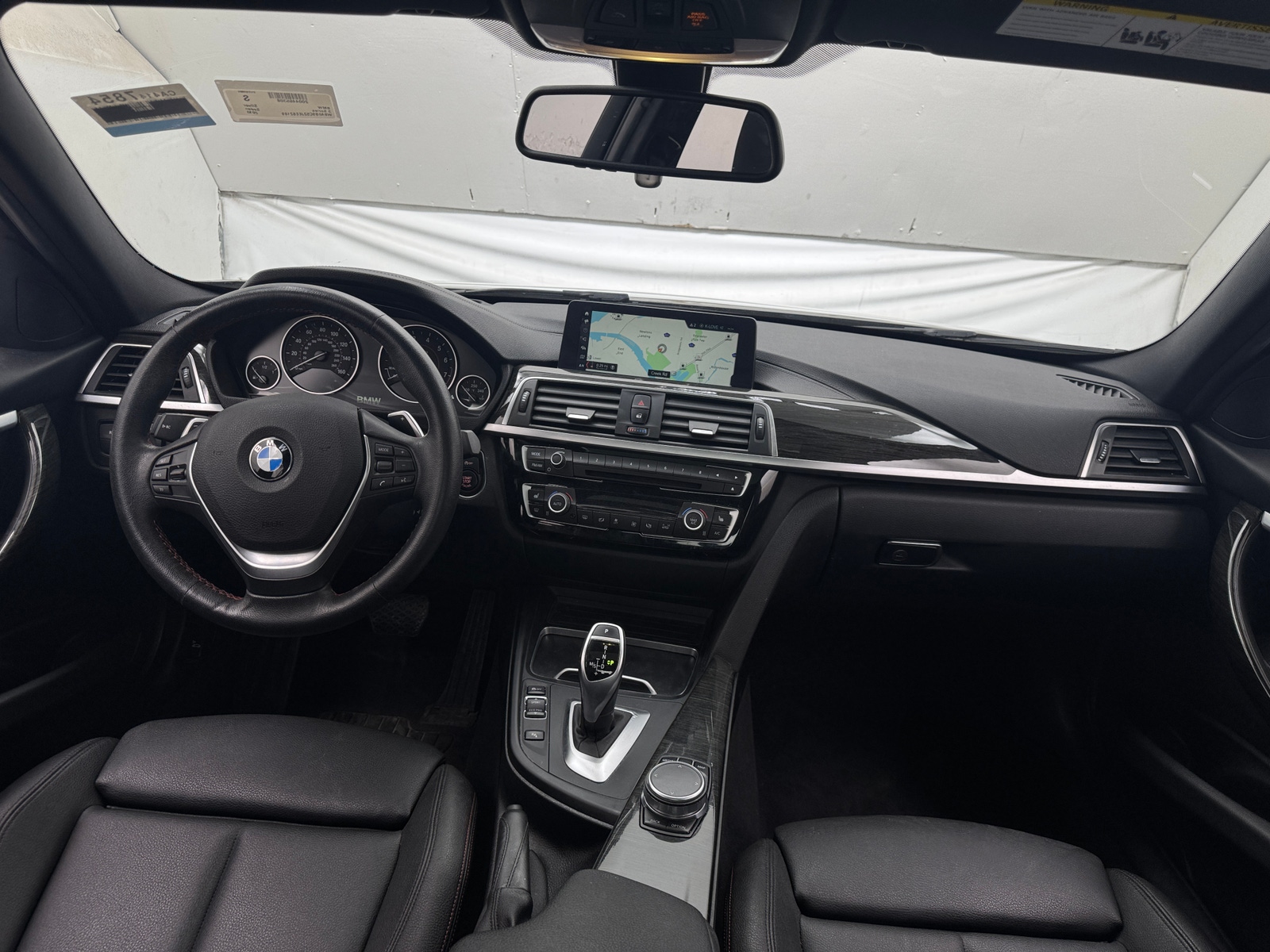 Thumbnail: 2018 BMW 3 Series - 2