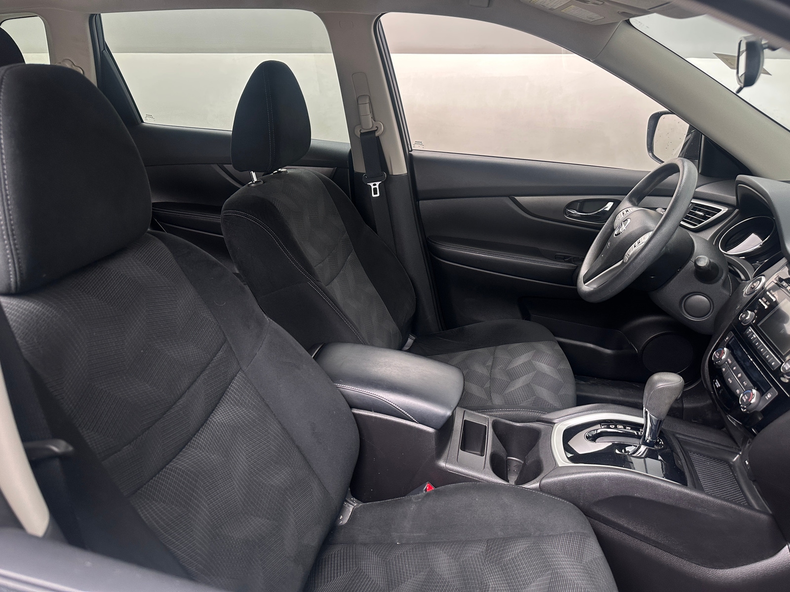 Thumbnail: 2015 Nissan Rogue - 2