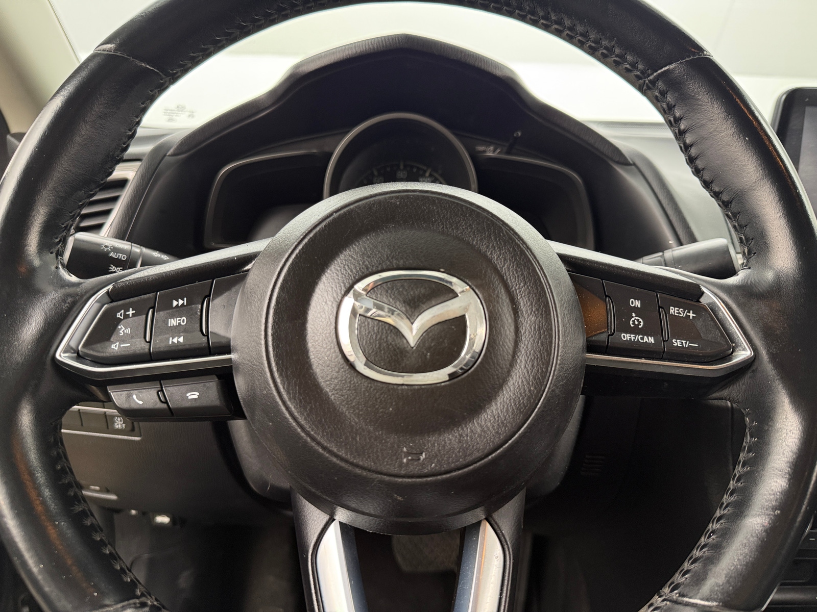 Thumbnail: 2018 Mazda Mazda3 - 4