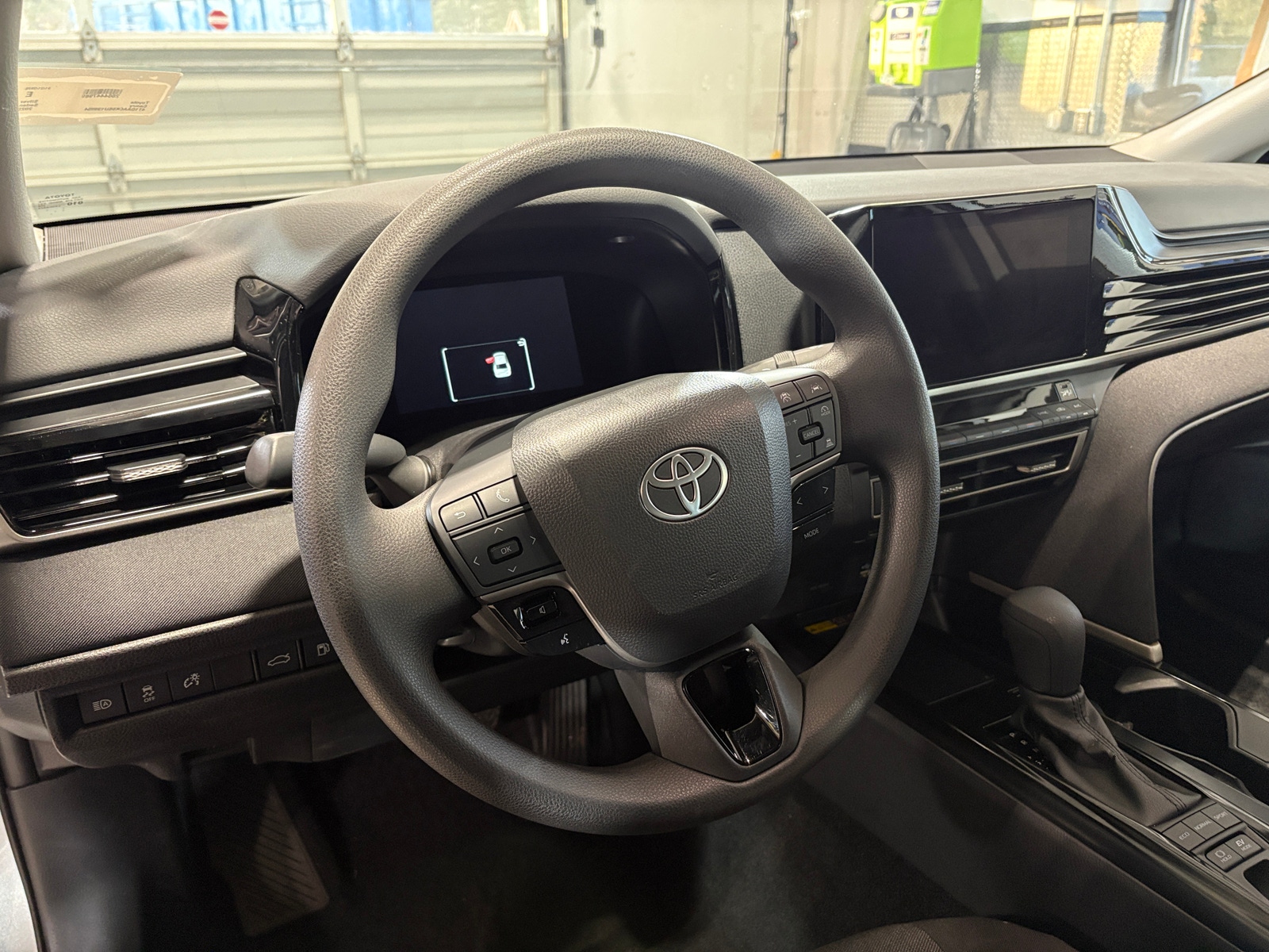 Thumbnail: 2025 Toyota Camry - 5