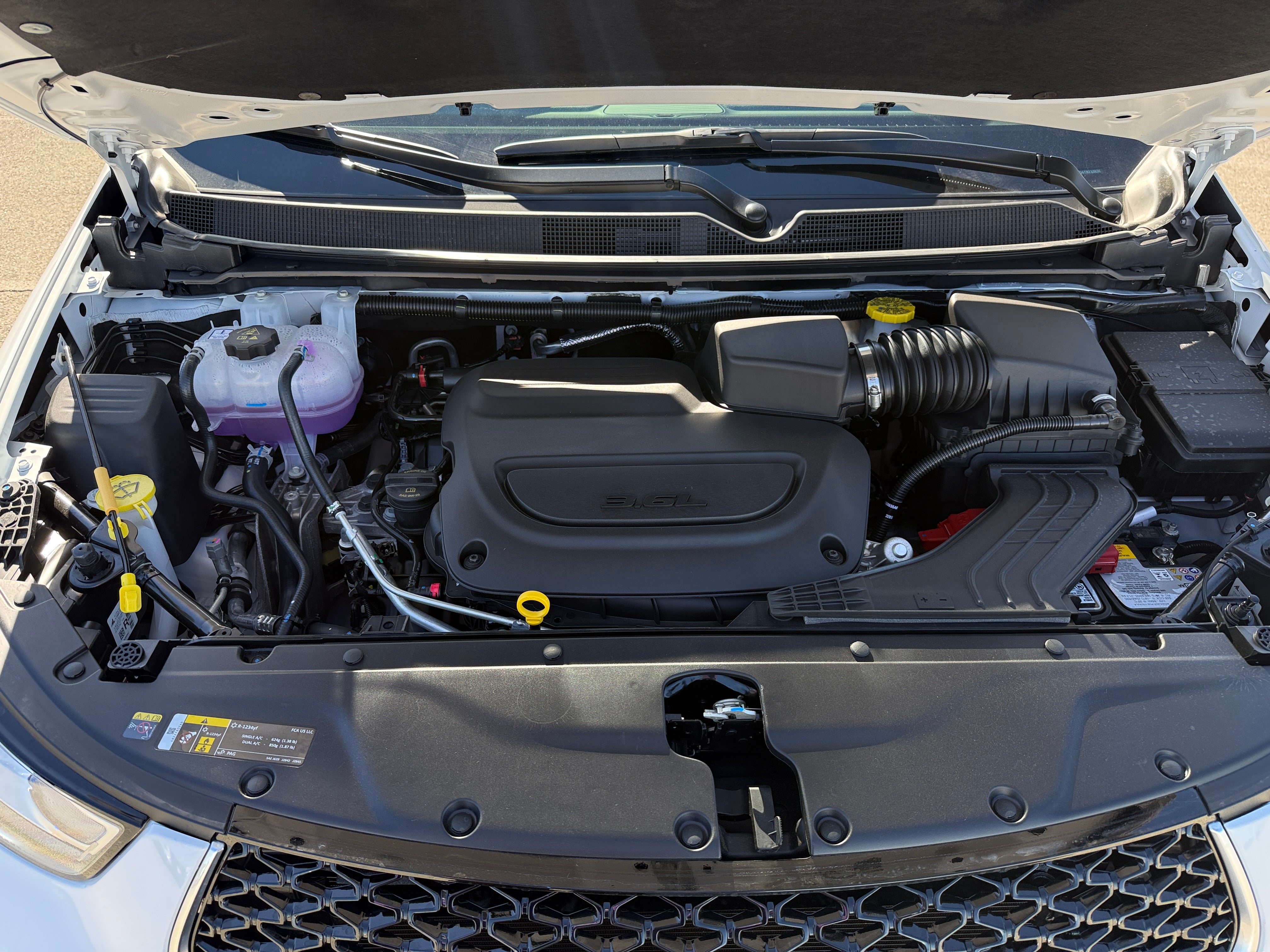 2026 Chrysler Pacifica Pinnacle AWD's photo
