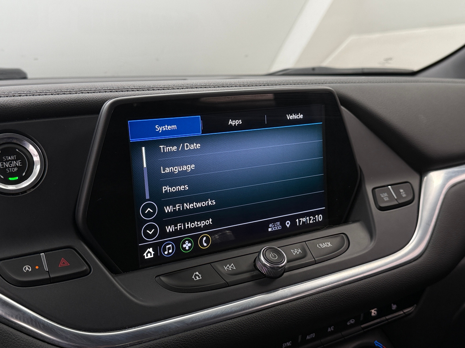 Thumbnail: 2020 Chevrolet Blazer - 4