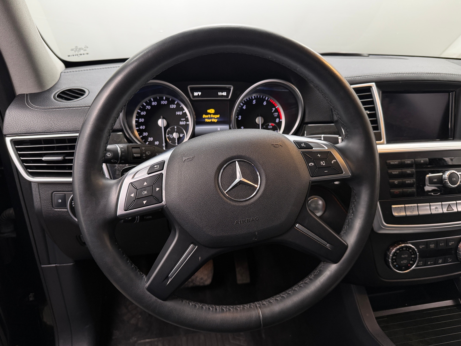 Thumbnail: 2016 Mercedes-Benz GL-Class - 4