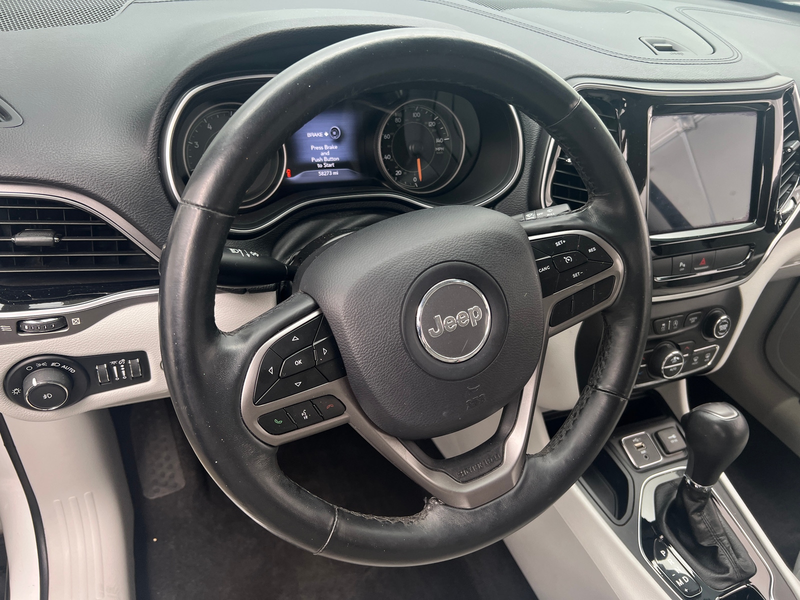 Thumbnail: 2019 Jeep Cherokee - 4