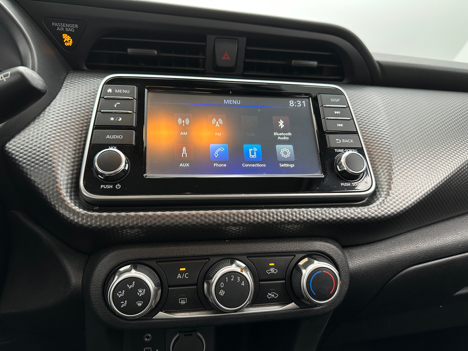 Thumbnail: 2020 Nissan Kicks - 4