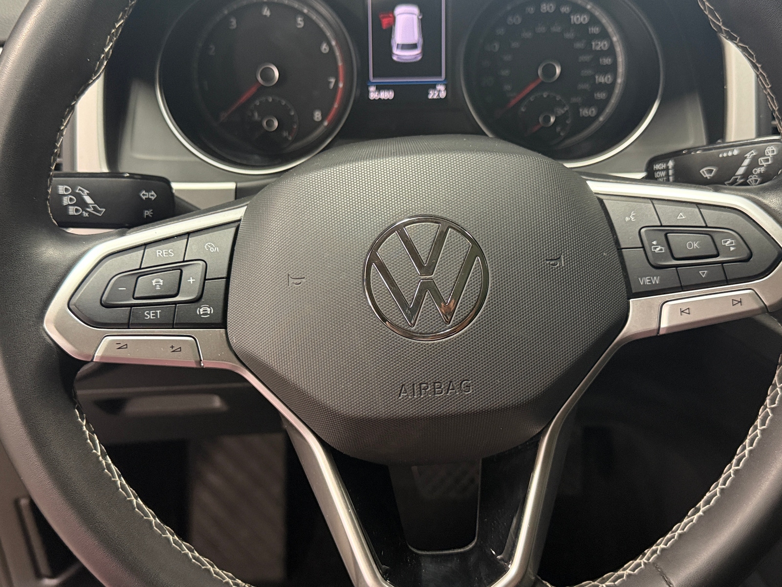 Thumbnail: 2021 Volkswagen Atlas - 5