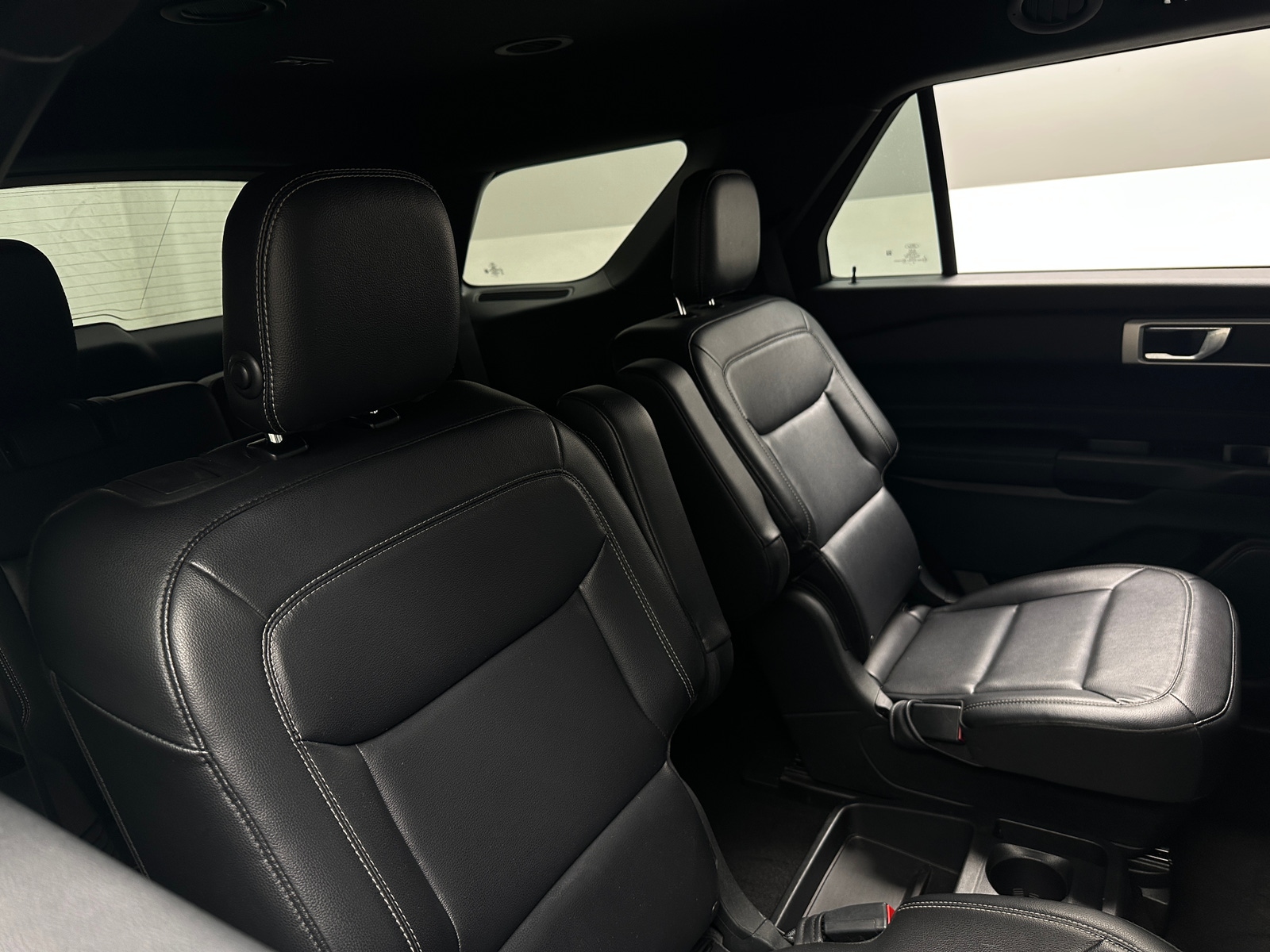 Thumbnail: 2020 Ford Explorer - 6