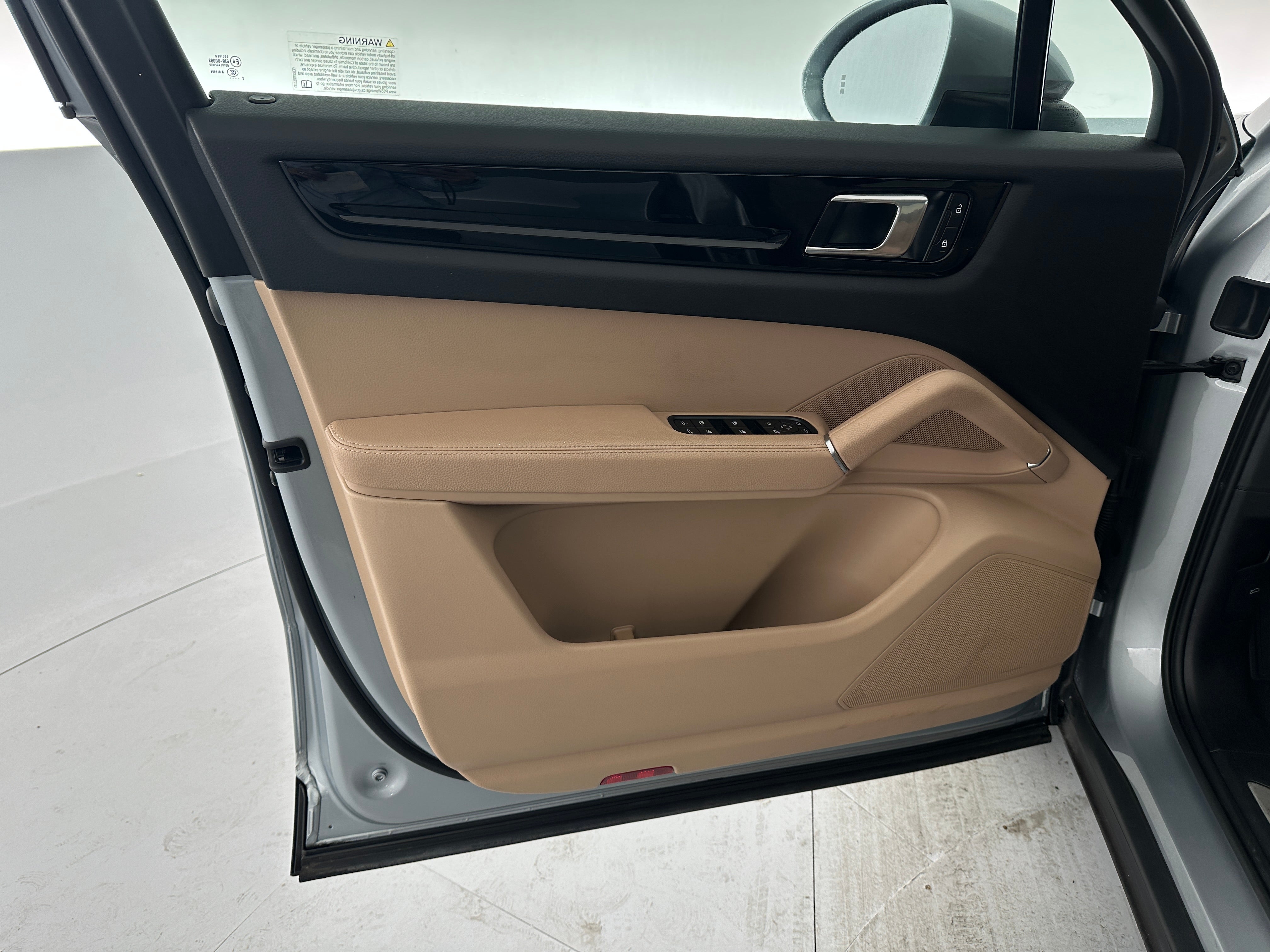 2023 Porsche Cayenne Coup