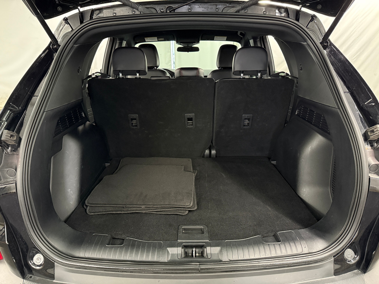 Thumbnail: 2025 Ford Escape - 7