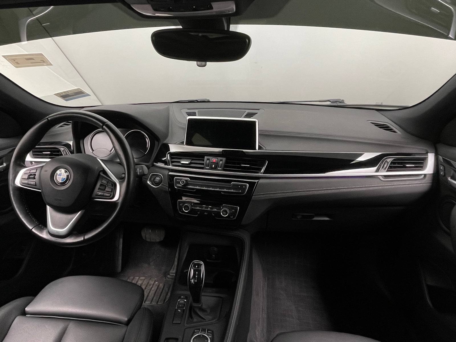 Thumbnail: 2021 BMW X2 - 2