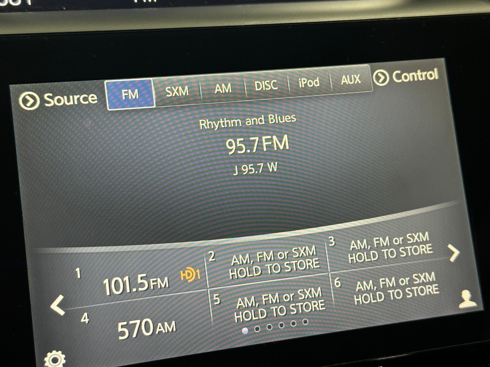 Thumbnail: 2017 INFINITI Q60 - 2