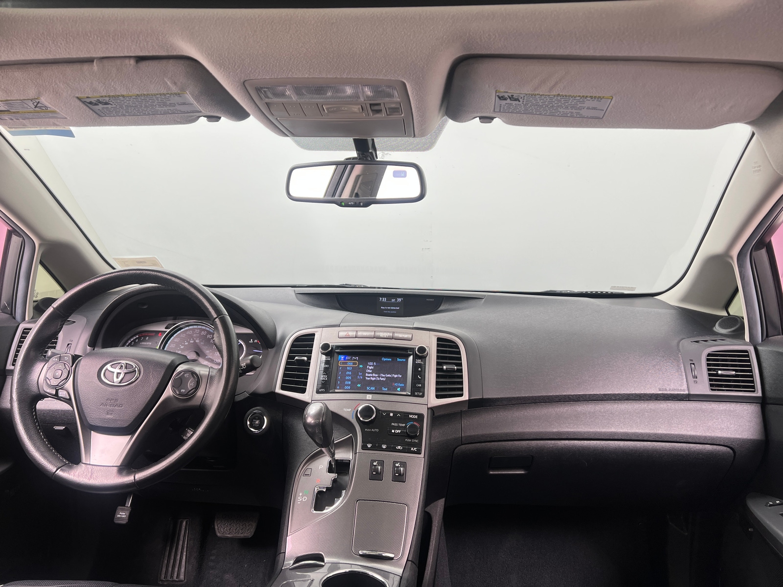 Thumbnail: 2013 Toyota Venza - 3