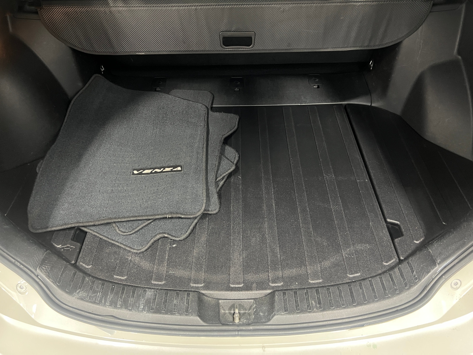 Thumbnail: 2013 Toyota Venza - 7