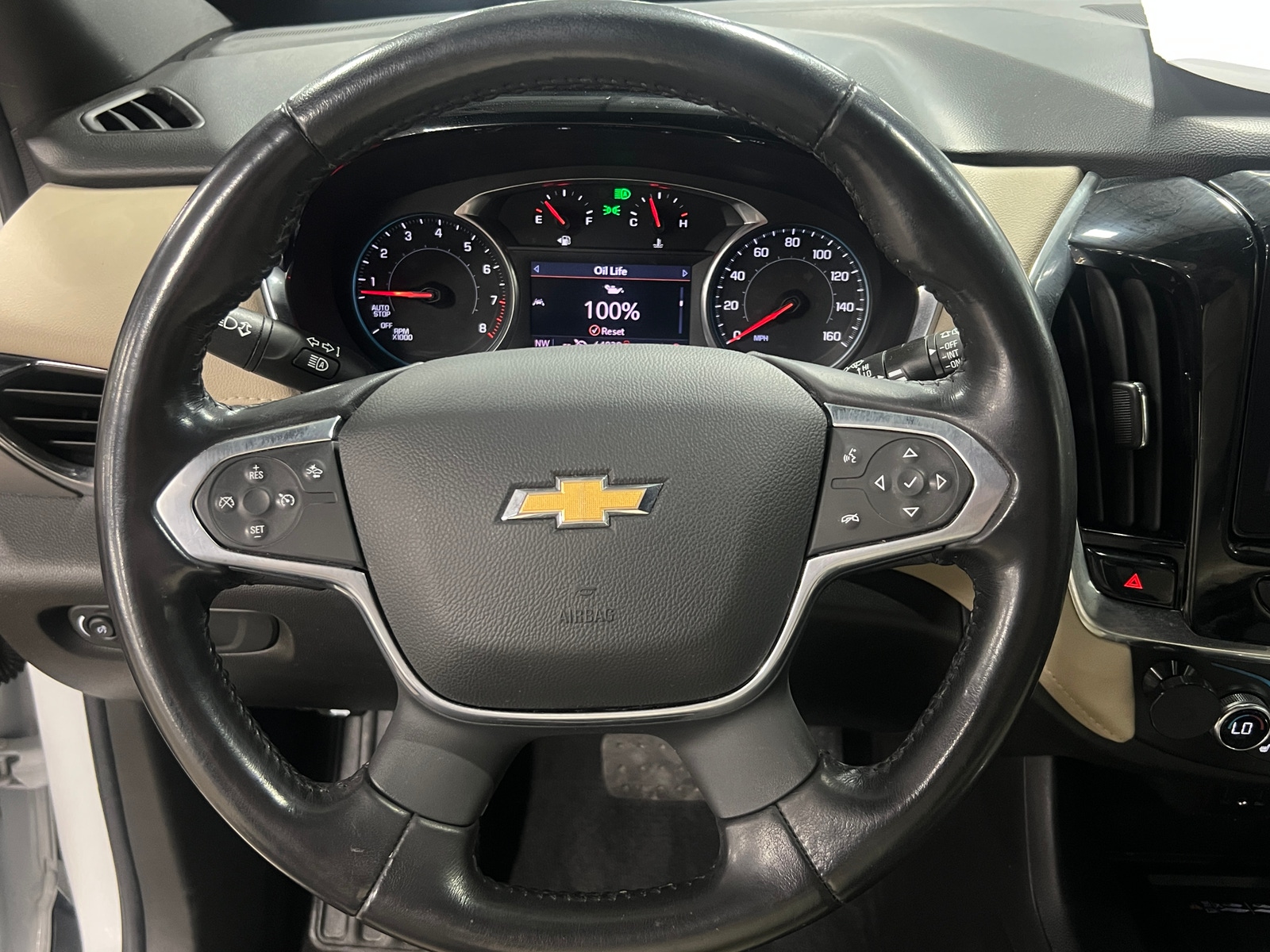 Thumbnail: 2022 Chevrolet Traverse - 5