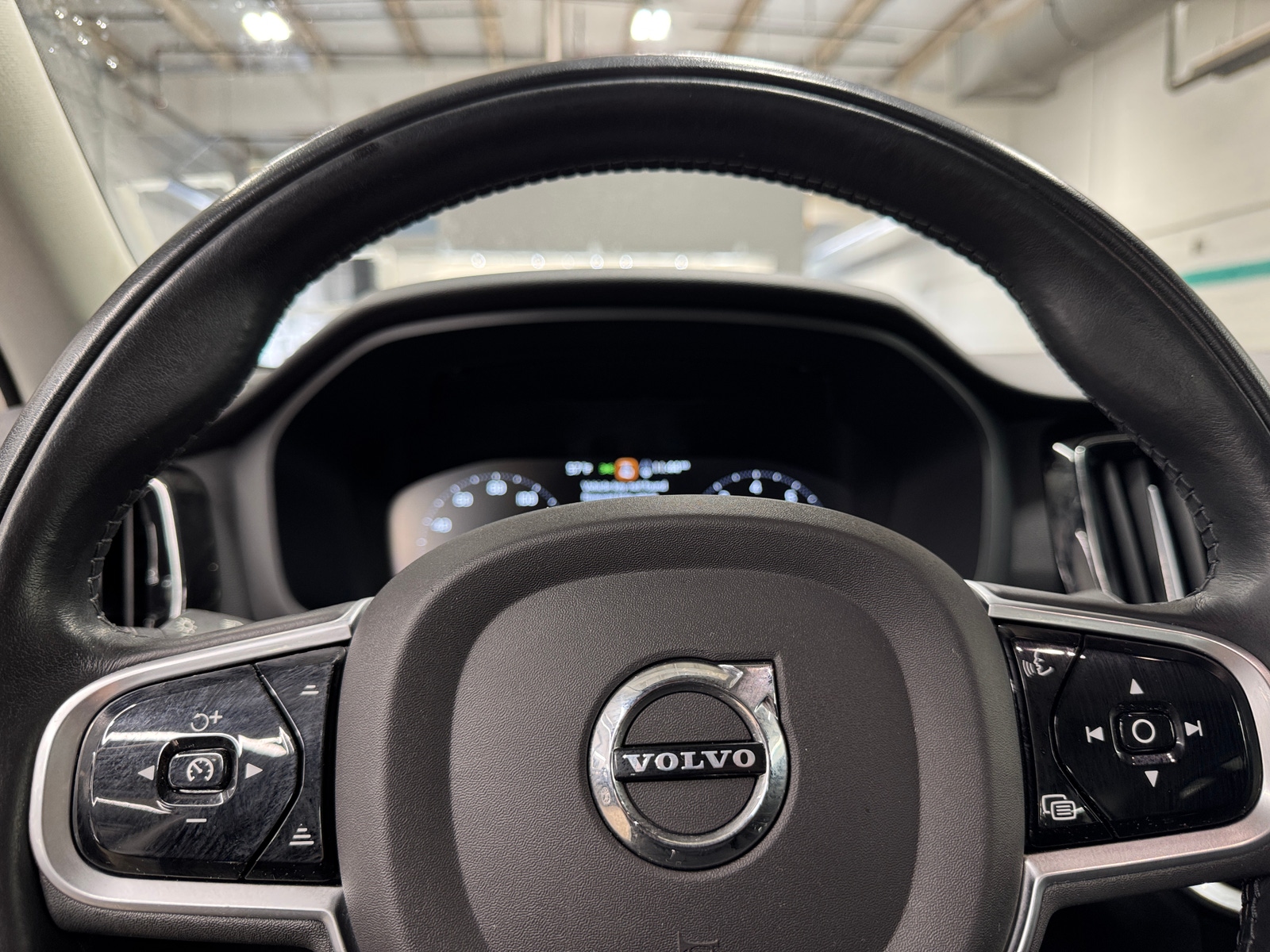 Thumbnail: 2020 Volvo S60 - 4