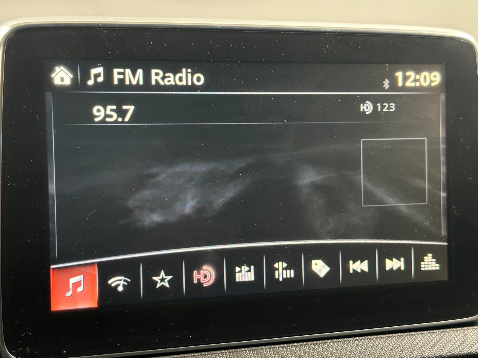 Thumbnail: 2017 Mazda MX-5 Miata - 3