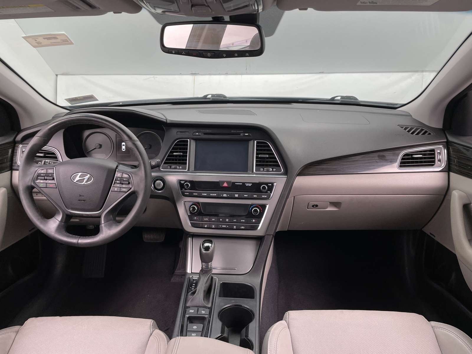 Thumbnail: 2016 Hyundai Sonata - 2