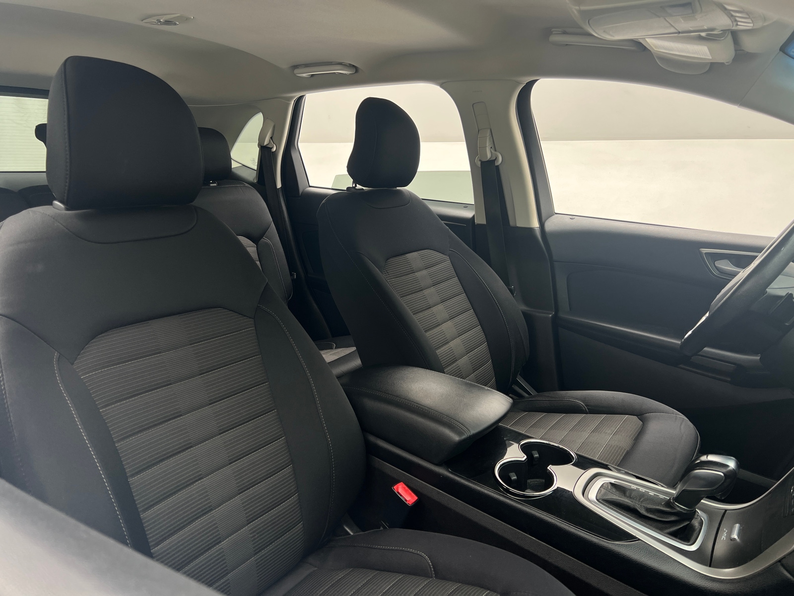 Thumbnail: 2017 Ford Edge - 2