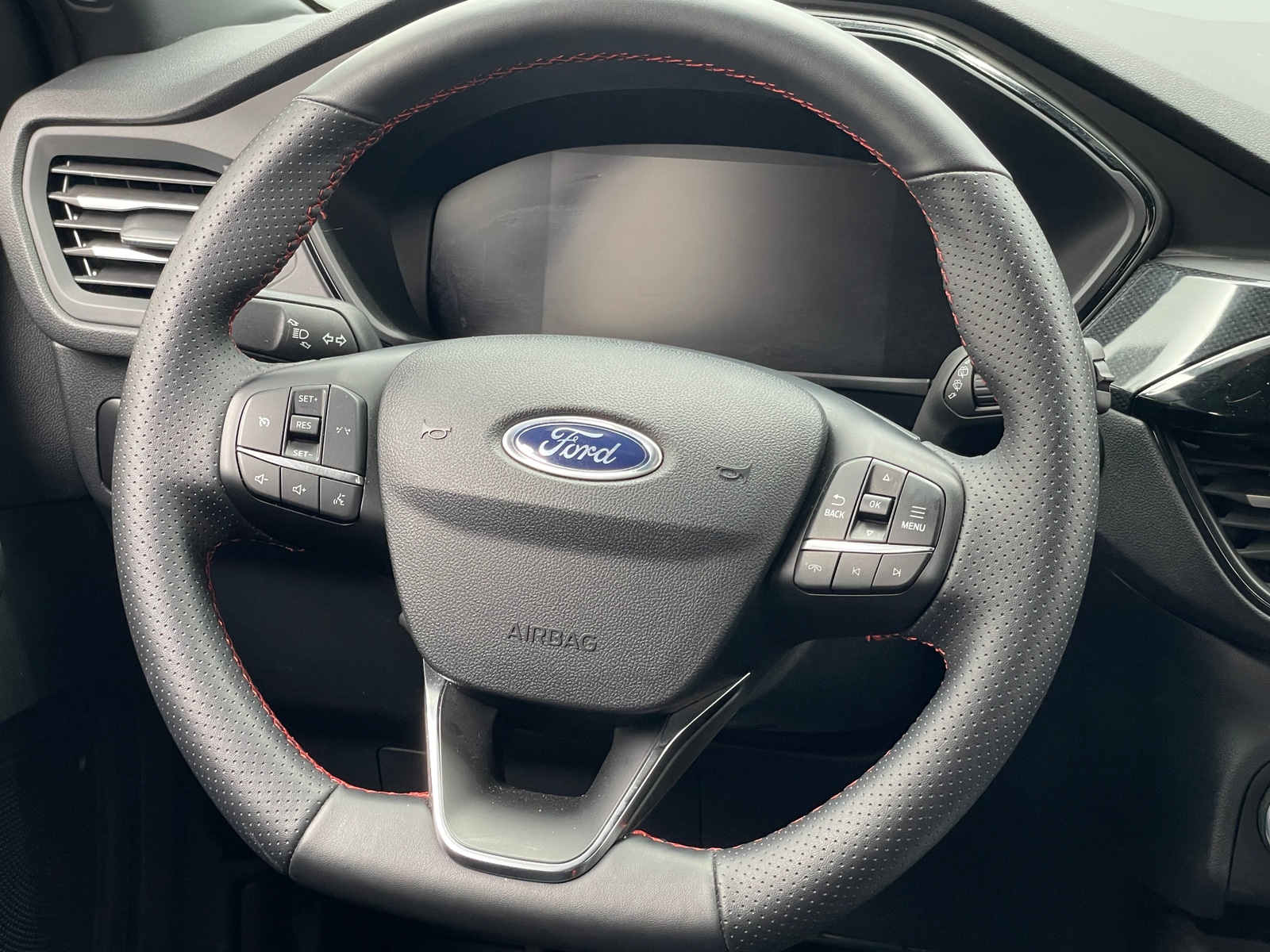 Thumbnail: 2025 Ford Escape - 4