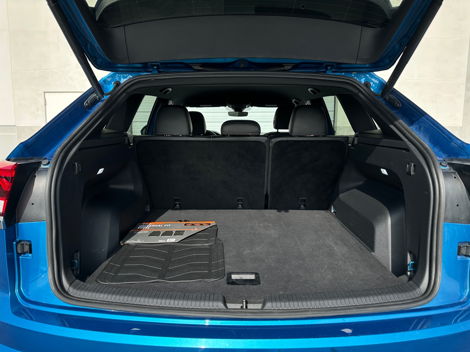 Thumbnail: 2024 Volkswagen Atlas - 6