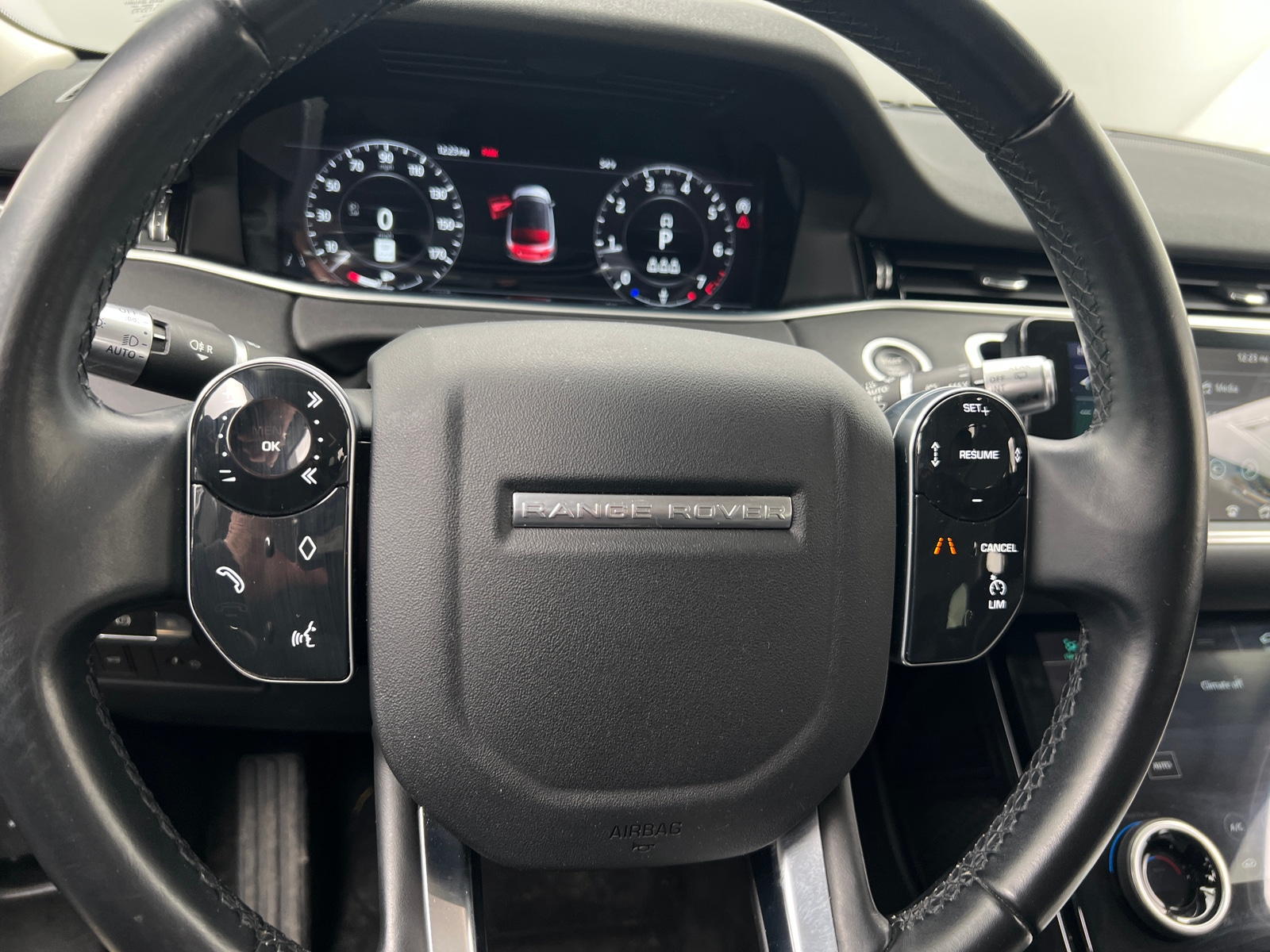 Thumbnail: 2020 Land Rover Range Rover Evoque - 4